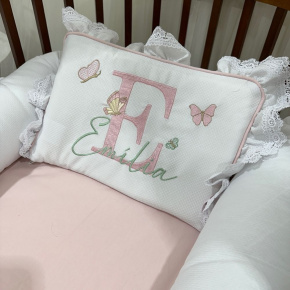 Ninho Baby 02 peças Borboletas com o Nome Emília