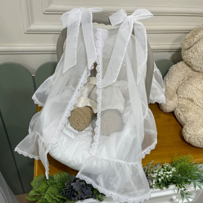 Protetor para Bebê Conforto em Voil Branco