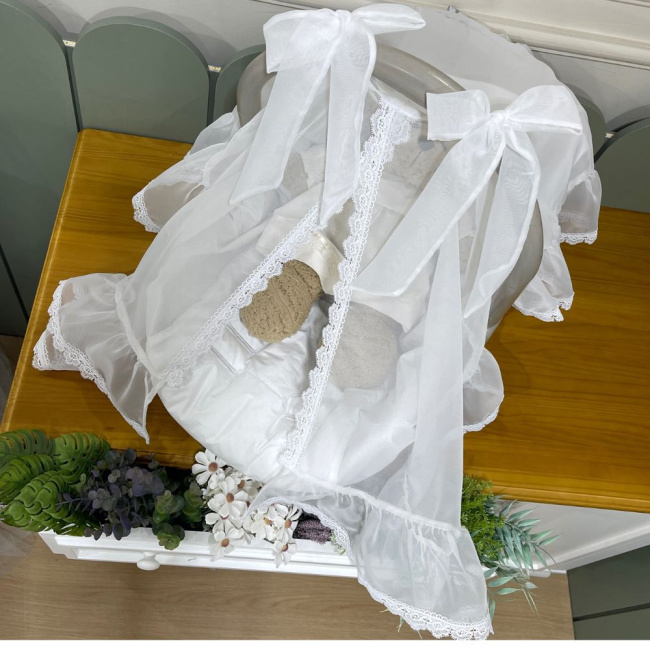 Protetor para Bebê Conforto em Voil Branco