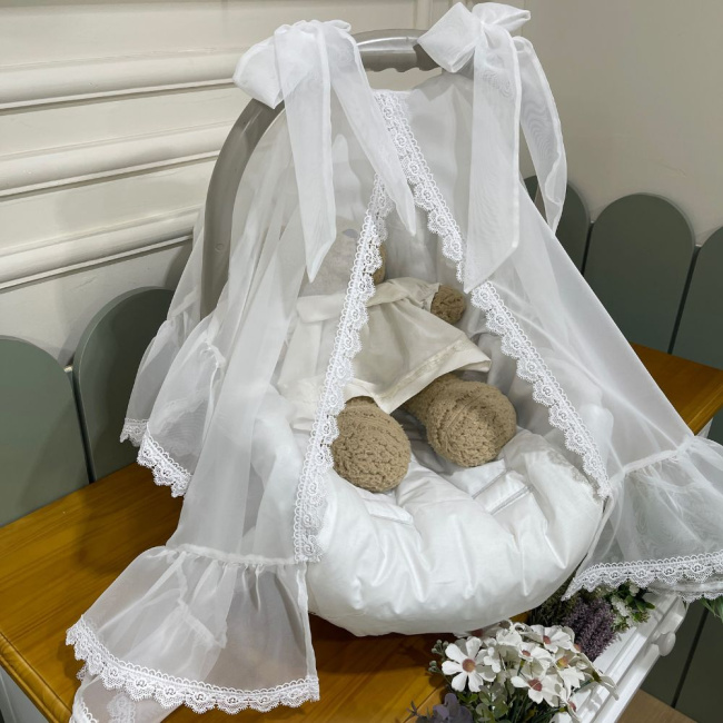 Protetor para Bebê Conforto em Voil Branco