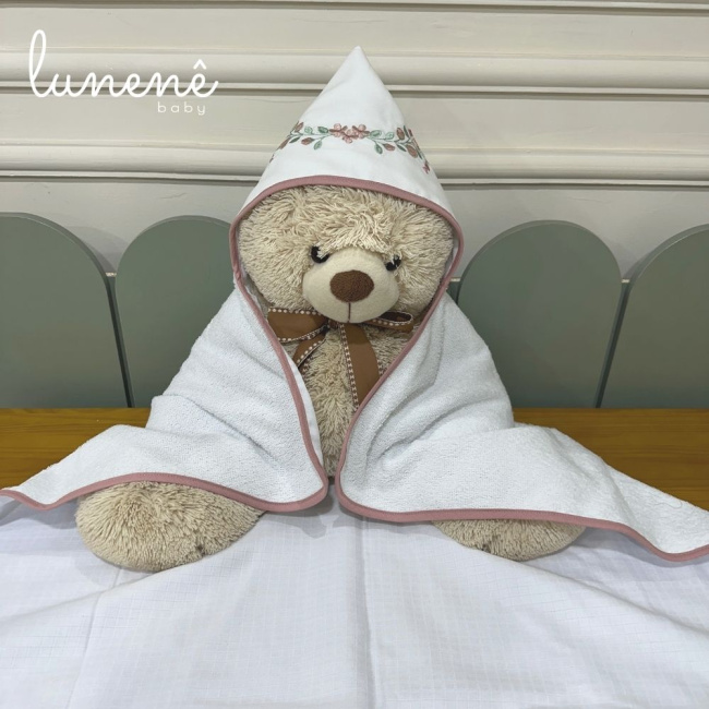 Toalha de Banho Forrada com Fralda Floral 4528