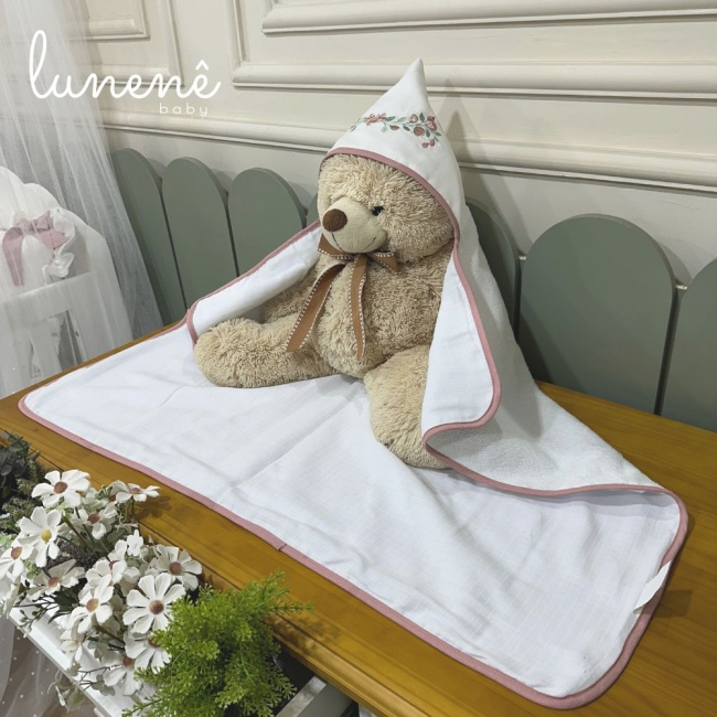 Toalha de Banho Forrada com Fralda Floral 4528