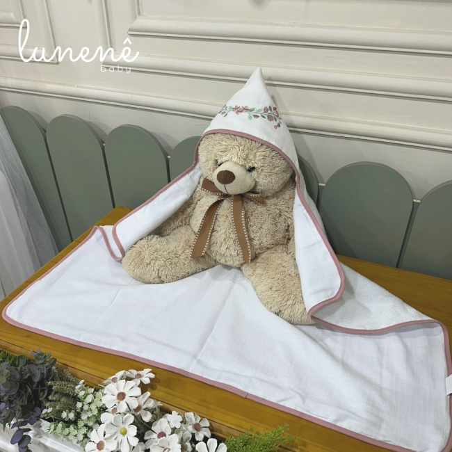 Toalha de Banho Forrada com Fralda Floral 4528