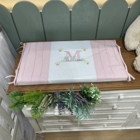 Trocador Luxo Ramo de Flores 68cm x 36 cm com o Nome Melissa