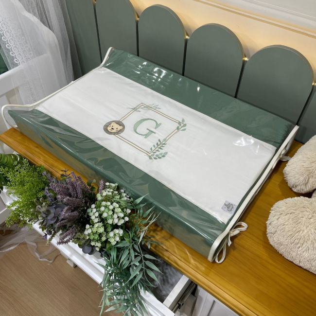 Trocador Personalizado Anatômico Leão Malva 400 Fios 4509