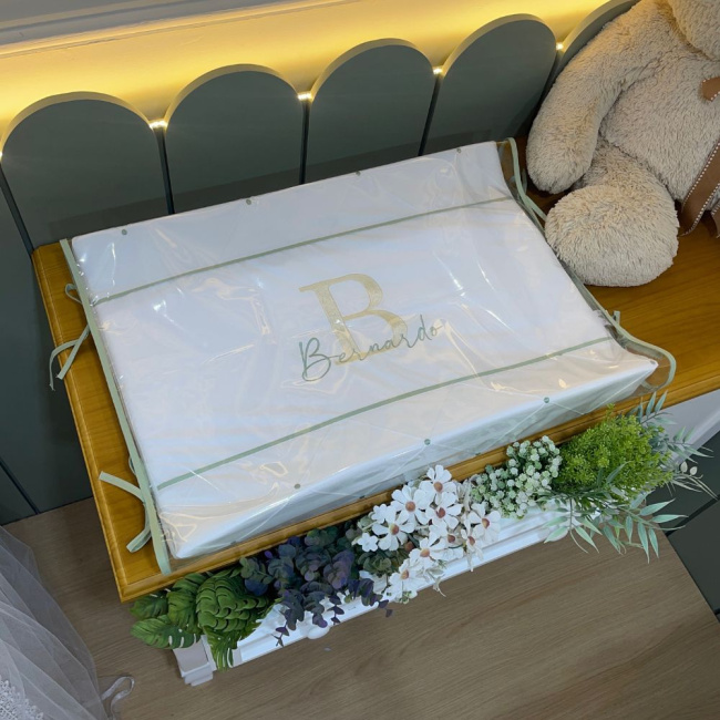 Trocador Personalizado Anatômico Luxo Folhas Baby Branco e Verde 200 Fios