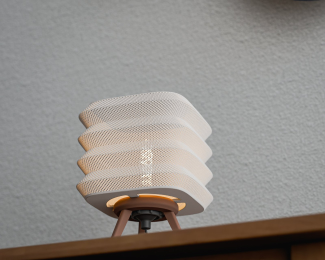 Luminária Chatra branco e cobre de dia