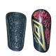 Caneleira Umbro Neo Shield Guard NC Preto-Dourado