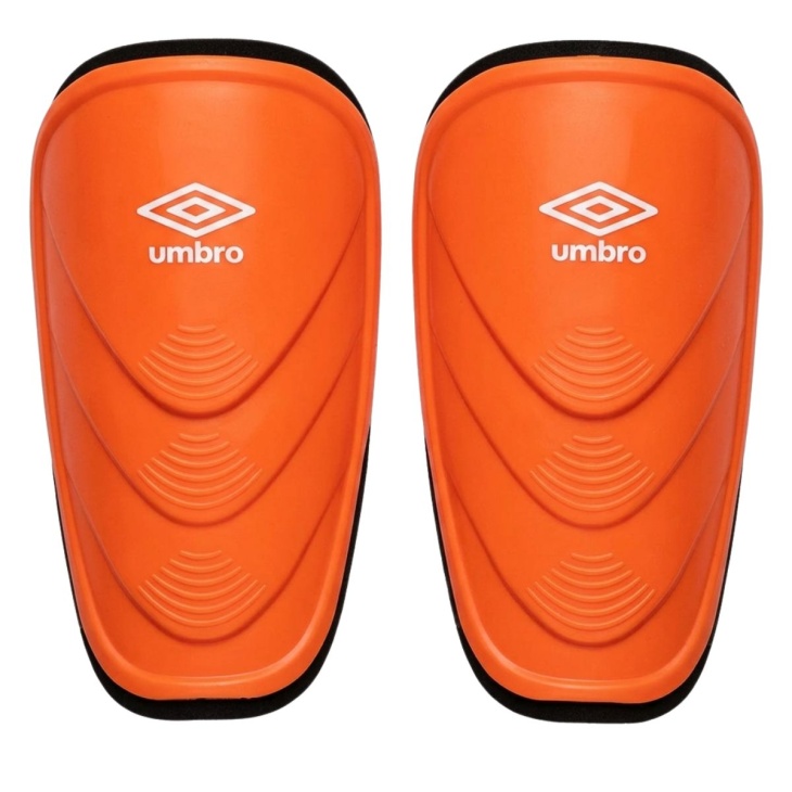 Caneleira Umbro Team ST 666