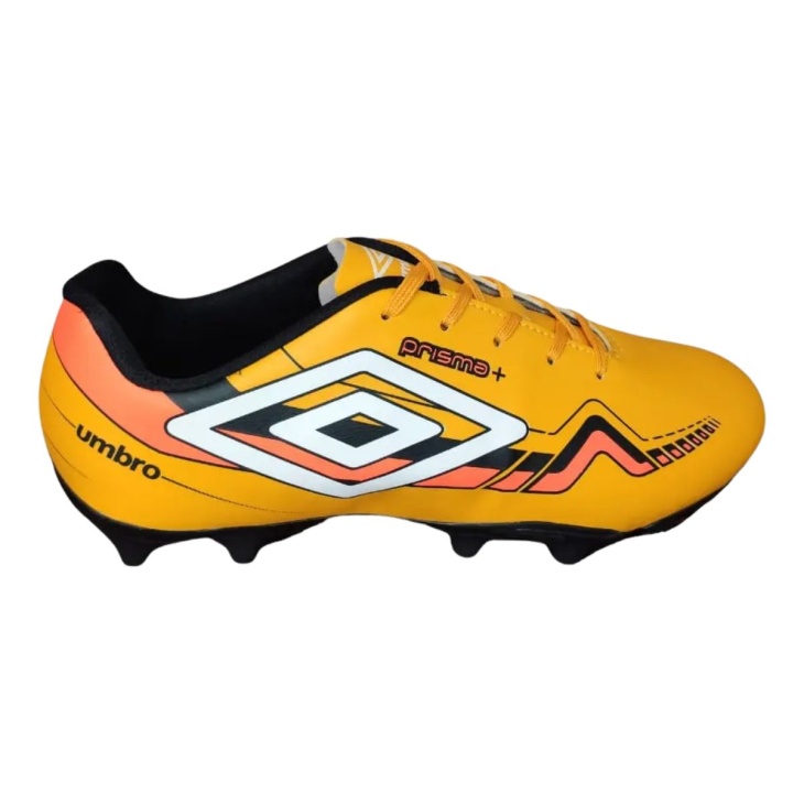 Chuteira Campo Umbro Prisma+ 626