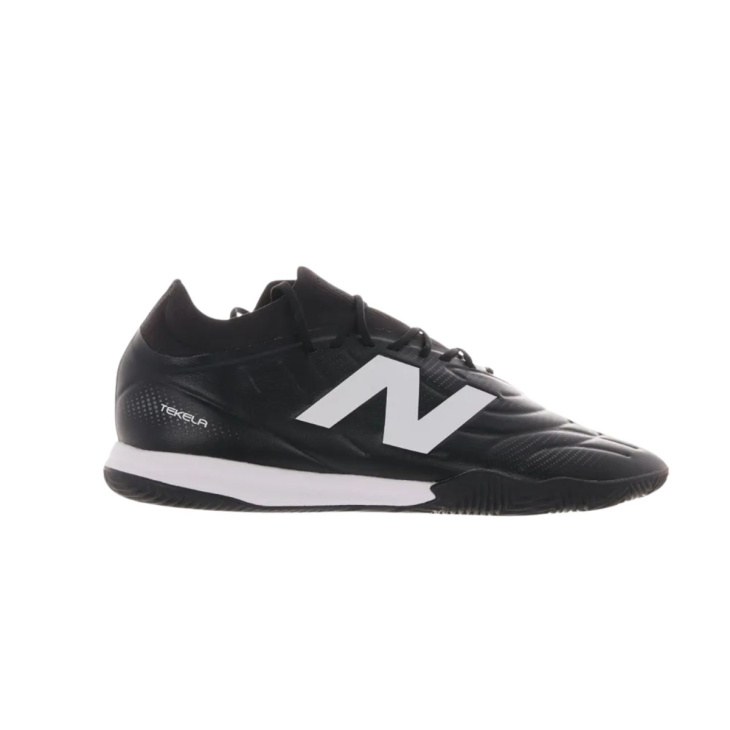 Tênis Futsal New Balance Tekela Team Low Laced In V5 Preto-Branco