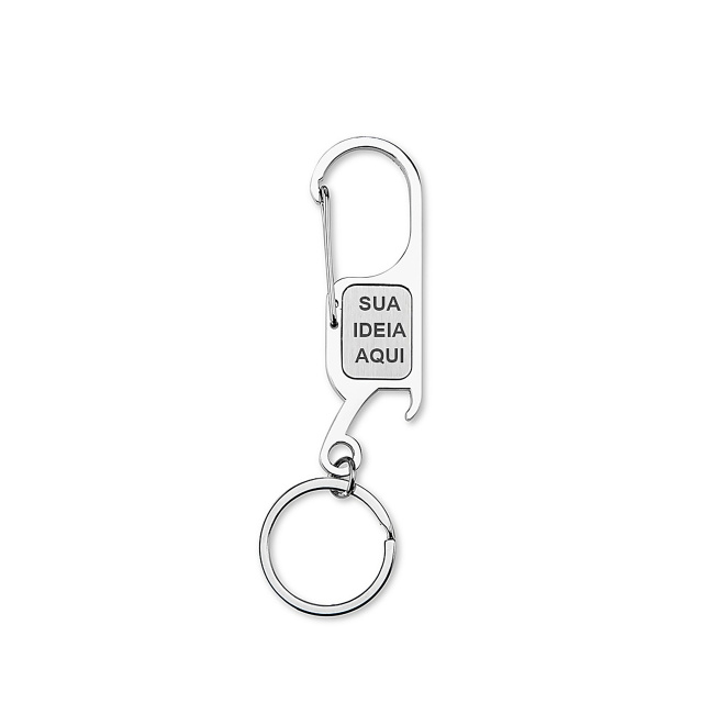 Chaveiro de Metal com Mosquetão e Abridor de Garrafas sobre fundo branco
