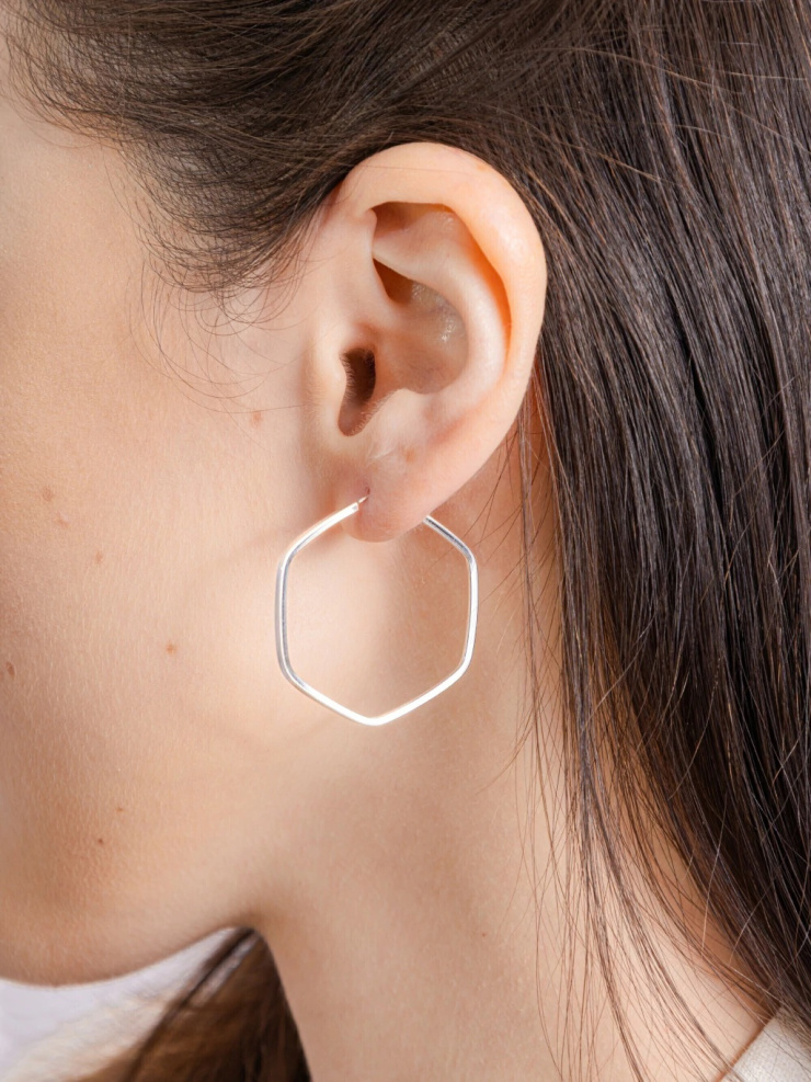 Brinco Argola Hexagonal em Prata 925 Esterlina