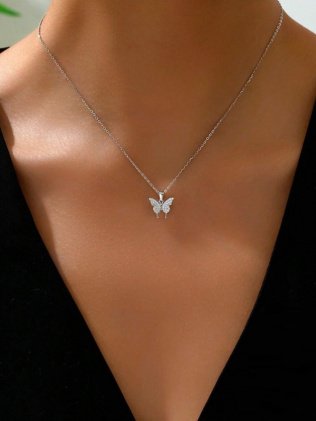 Colar Borboleta Cravejada em Prata 925 Esterlina 45CM