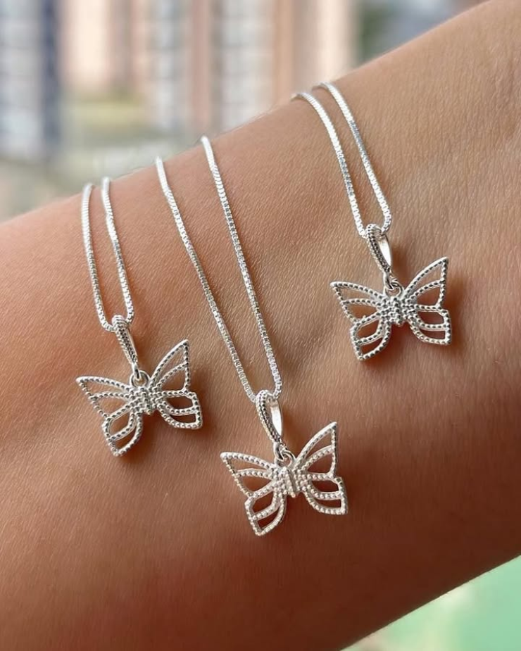 Colar Borboleta Tracejada Prata 925 Esterlina 45cm