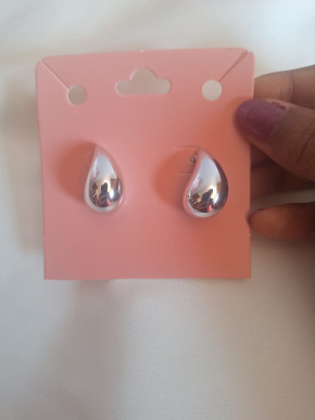 brincos-gota-prata-6a038386135c4-thumb.jpeg