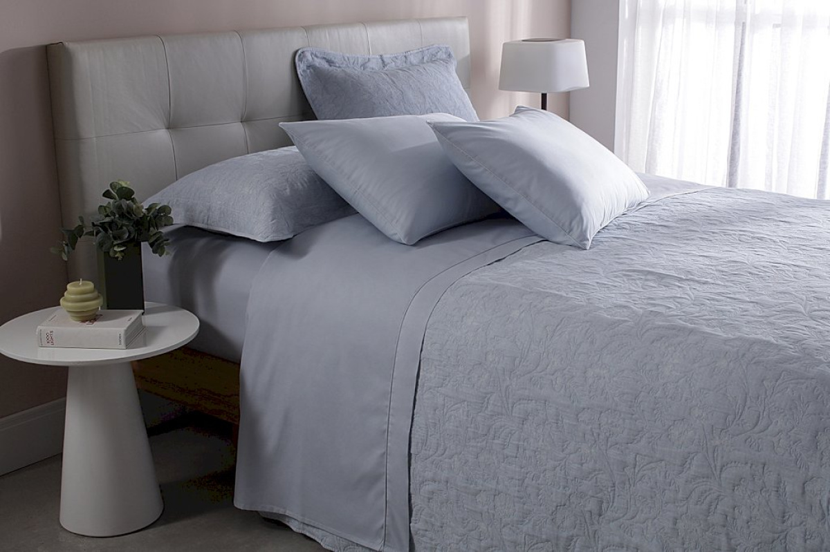 Classic Roupa De Cama - Queen - Percal 200 Fios - Bud - 100% Algodão - 4 Peças - Azul