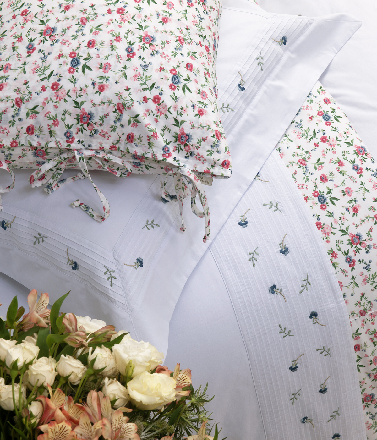 Esplendore Roupa De Cama - Queen - Percal 250 Fios - 100% Algodão - 4 Peças - Branco