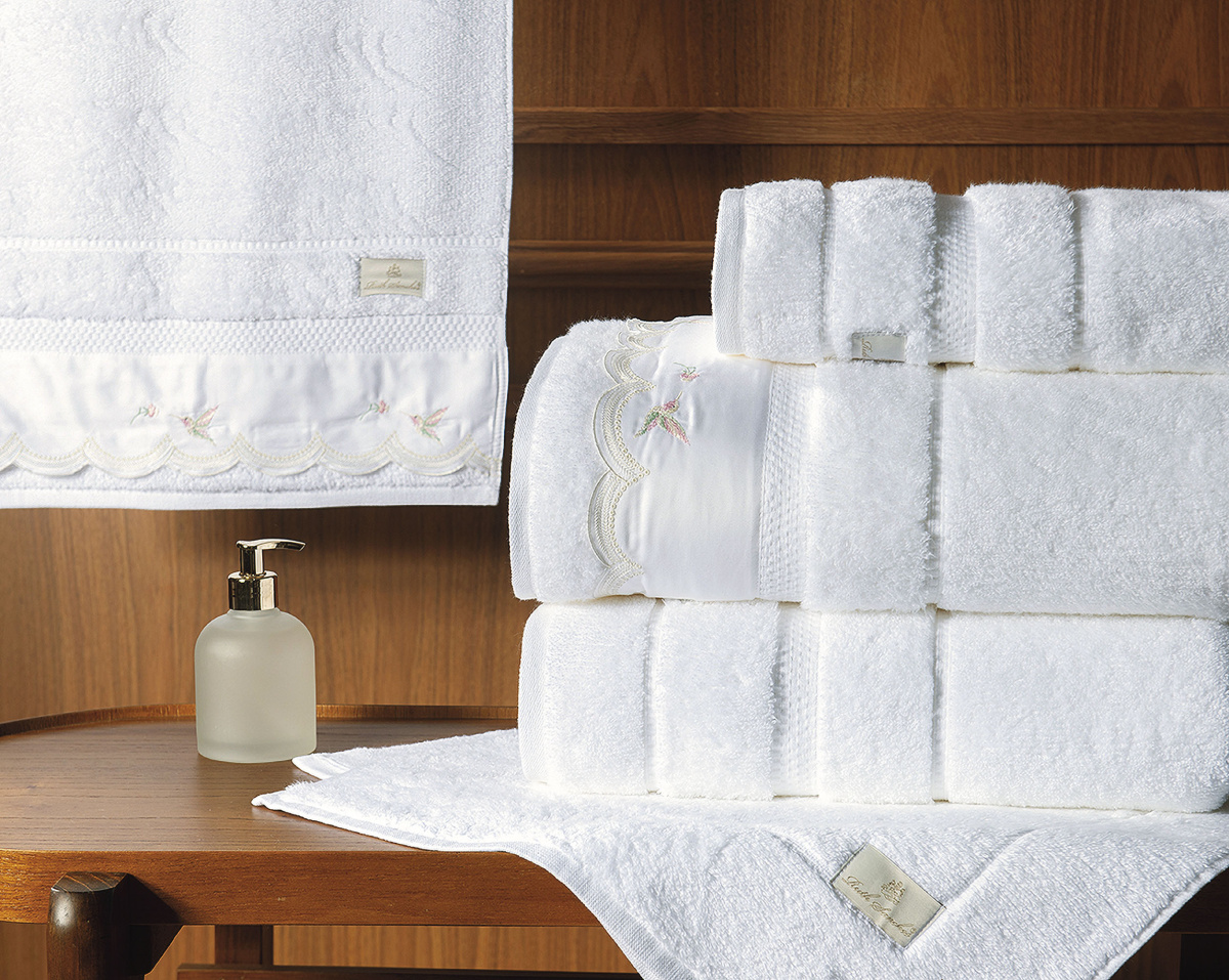 Florian Jogo de Banho - Gigante - 100% Algodão - 5 Peças - Branco/Rosa