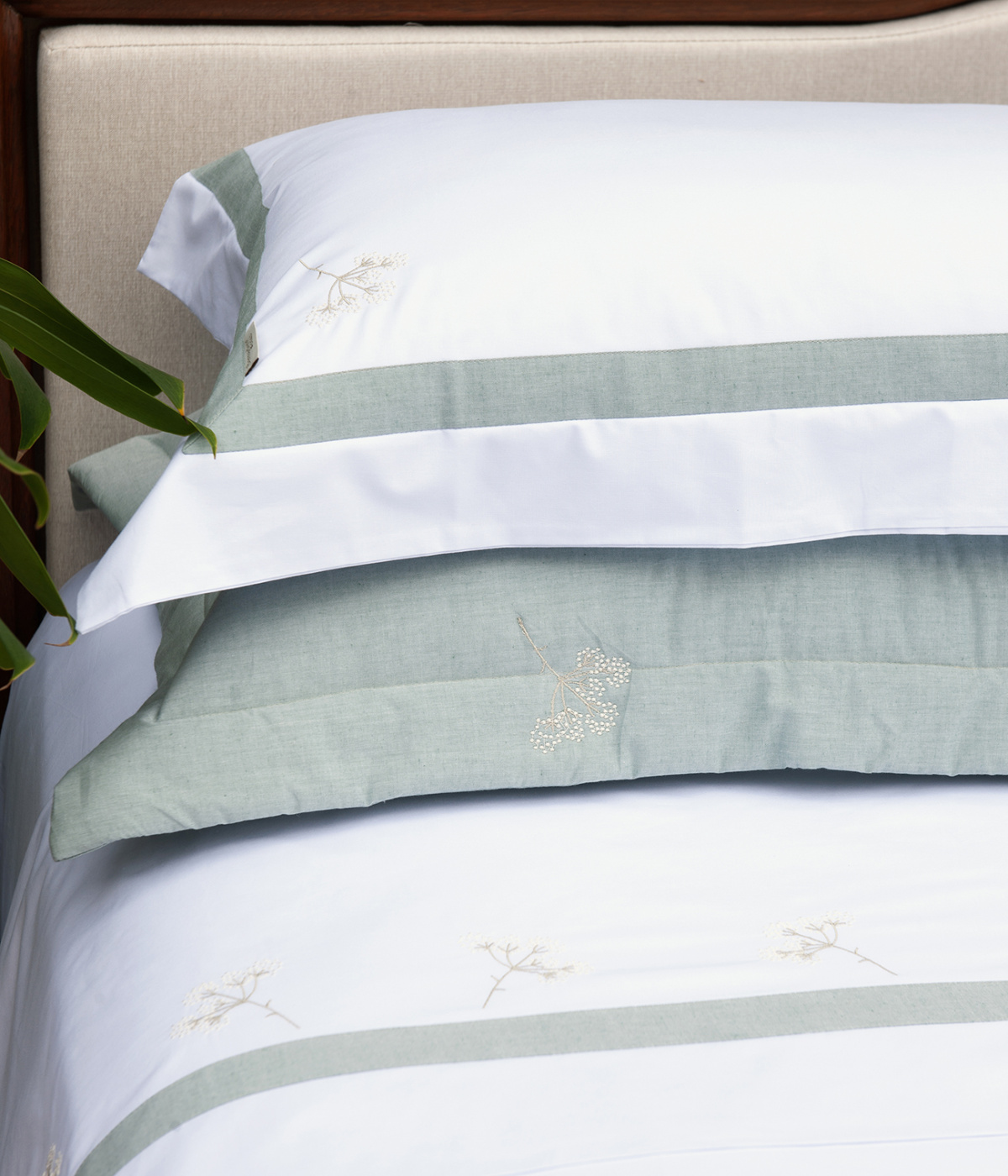 Gaia Roupa De Cama - King - Percal 250 Fios - 100% Algodão - 4 Peças - Branco/Verde