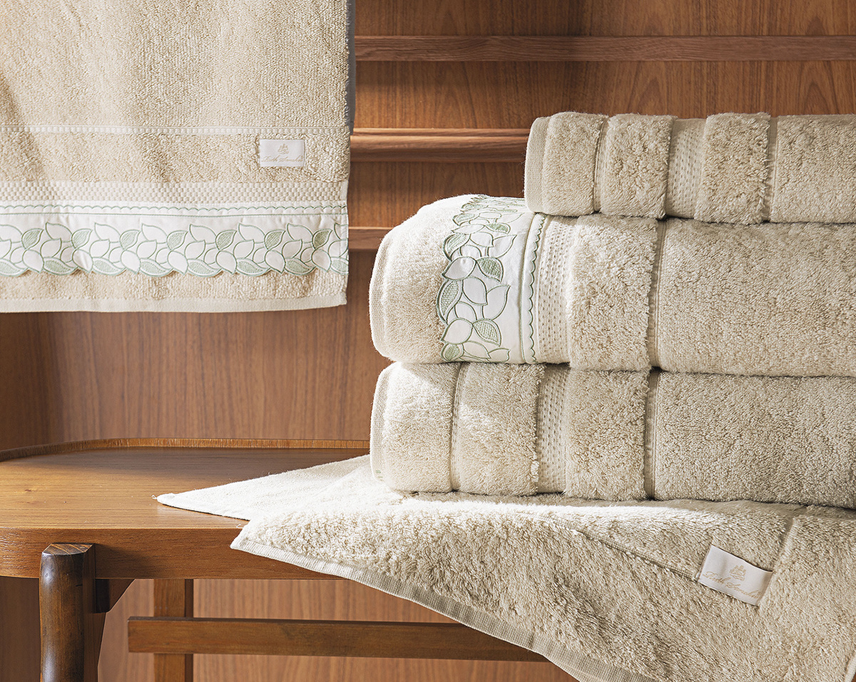 Gionne Jogo de Banho - Gigante - 100% Algodão - 5 Peças - Palha/Verde