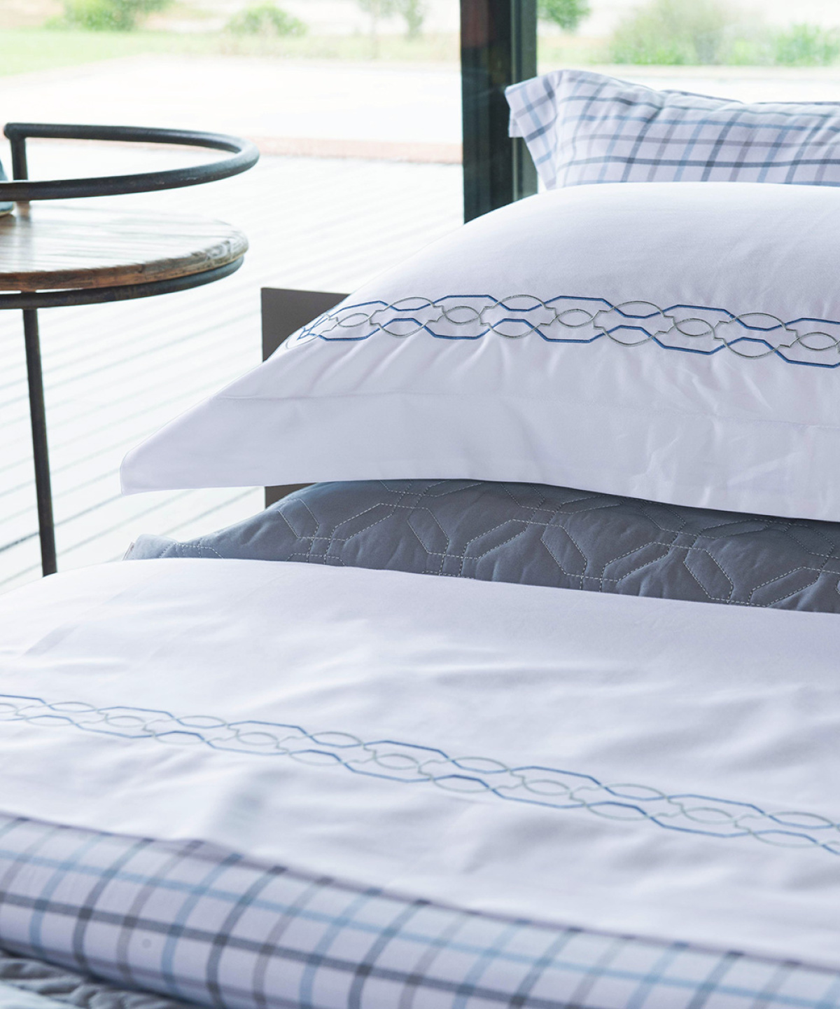 Mahal Roupa de Cama - King - Percal 400 Fios - Fio Egípcio - 4 Peças - Branco