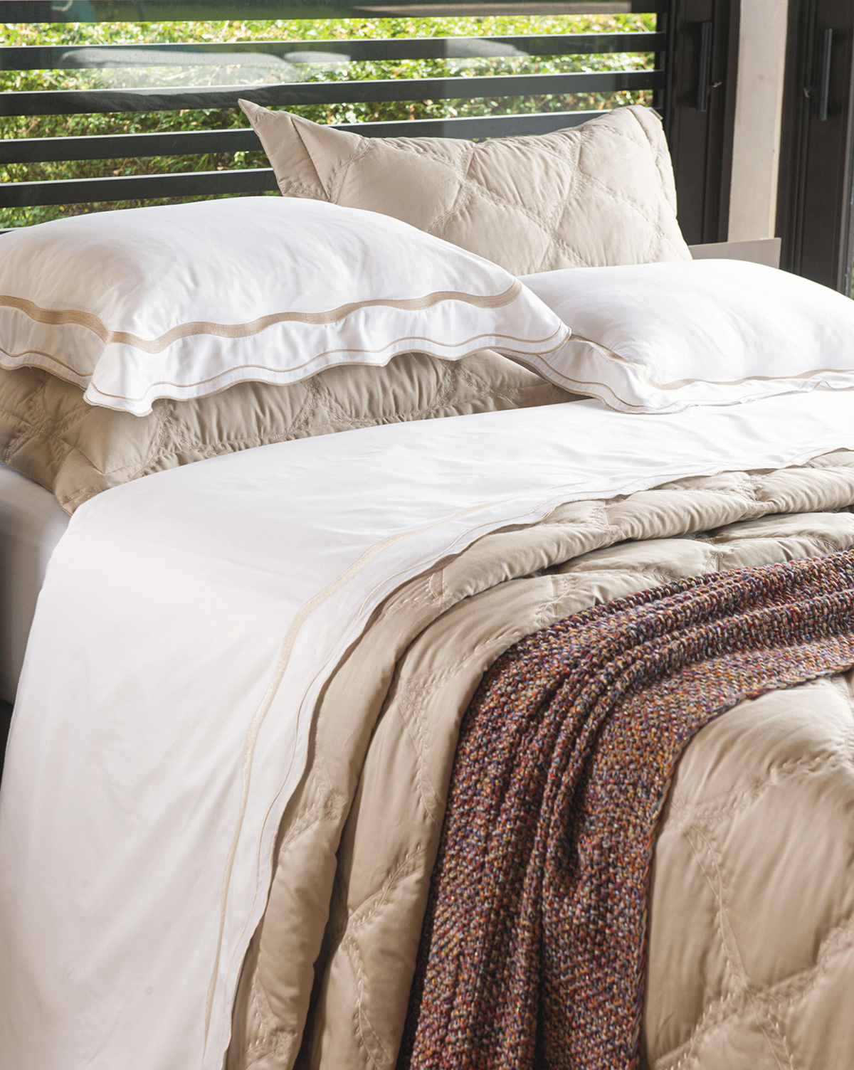 Marbo Roupa de Cama - Queen - Percal 400 Fios - Fio Egípcio - 4 Peças - Branco/Bege