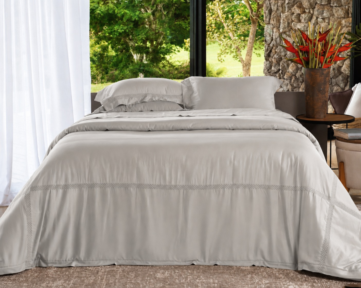 Myriad Duvet  - Super King - Percal 400 Fios - 100% Fibra de Bambu - 3 Peças - Platino