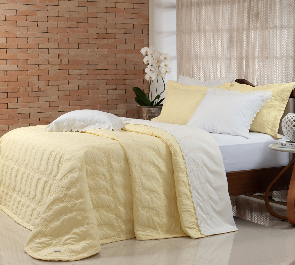 Nuance Cobre Leito - Super King - Percal 250 Fios - 100% Algodão - 3 Peças - Amarelo