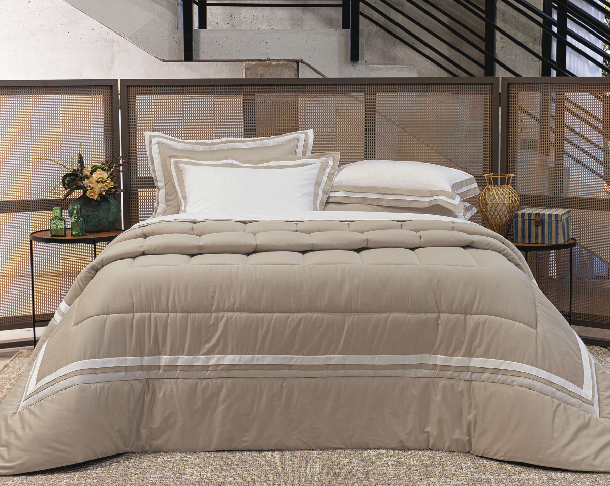 Season Edredom c/ Faixa - Queen - Percal 400 Fios - Fio Egípcio - 3 Peças - Fendi