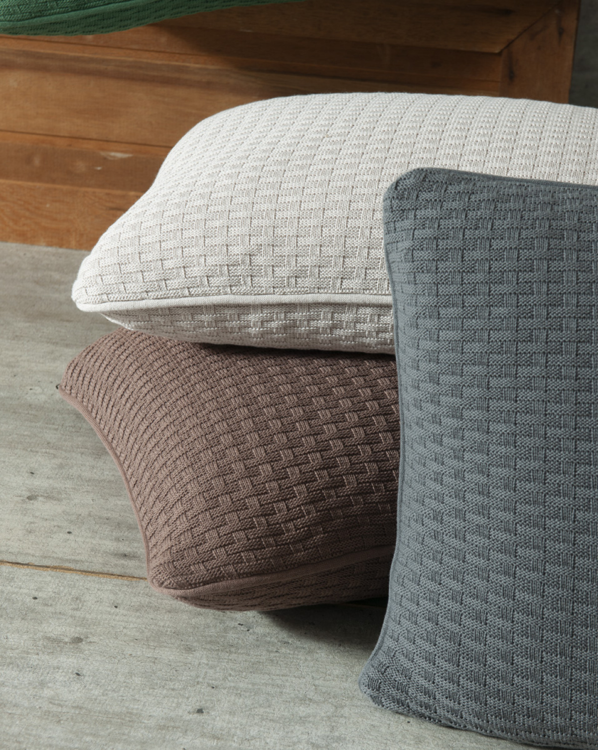 Valentina Almofada Avulsa Decorativa - 60cm x 40cm - Avelã