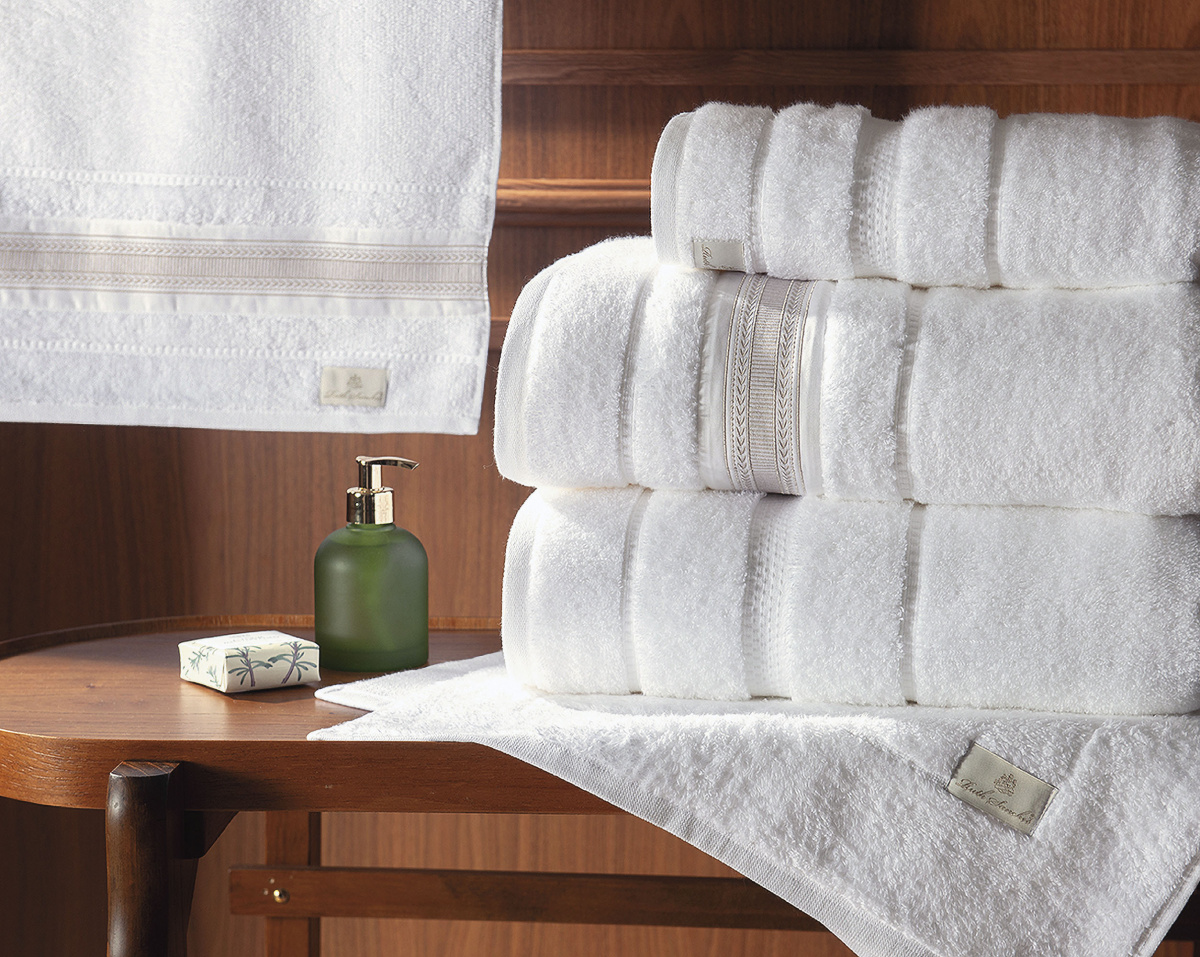 Vicenzo Jogo de Banho - Gigante - 100% Algodão - 5 Peças - Branco/Fendi