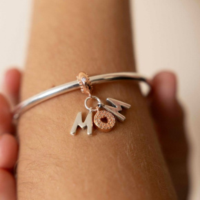 charm-mom-68bdcf5924089-thumb.jpg