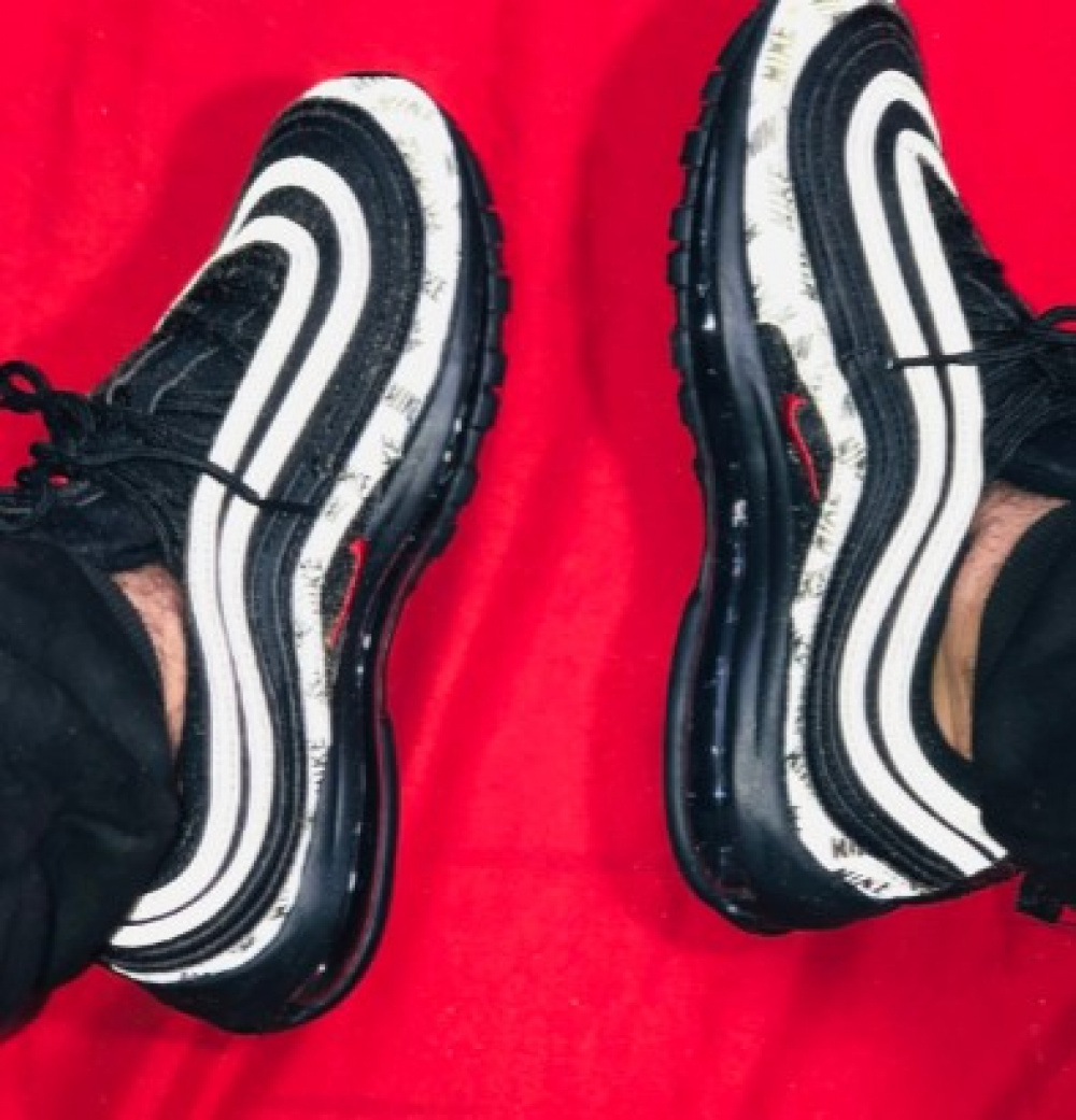 Air max 97 black best sale red stripe