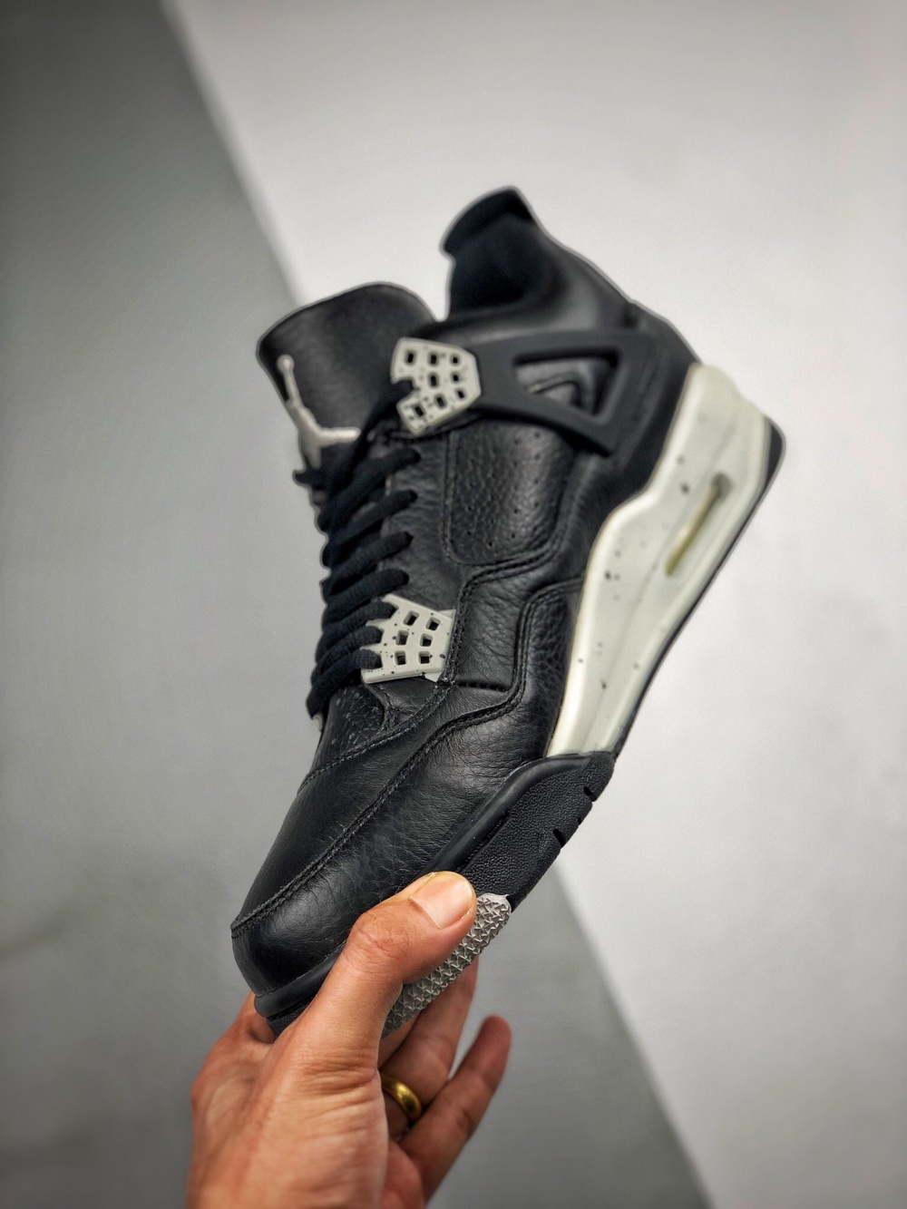Tênis Air Jordan Retro 4 Retro 