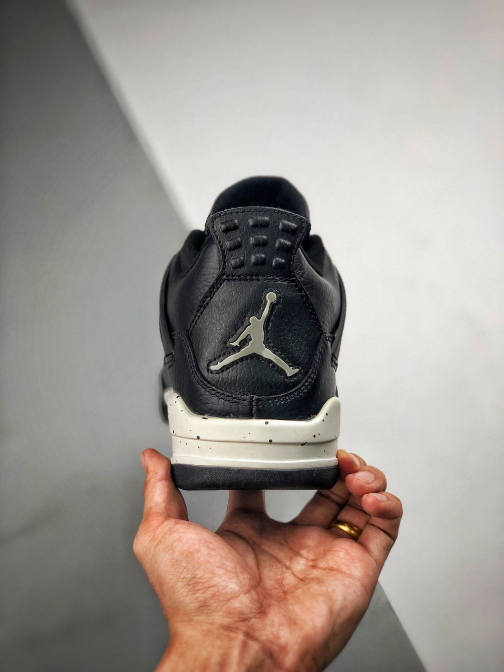 Tênis Air Jordan Retro 4 Retro 