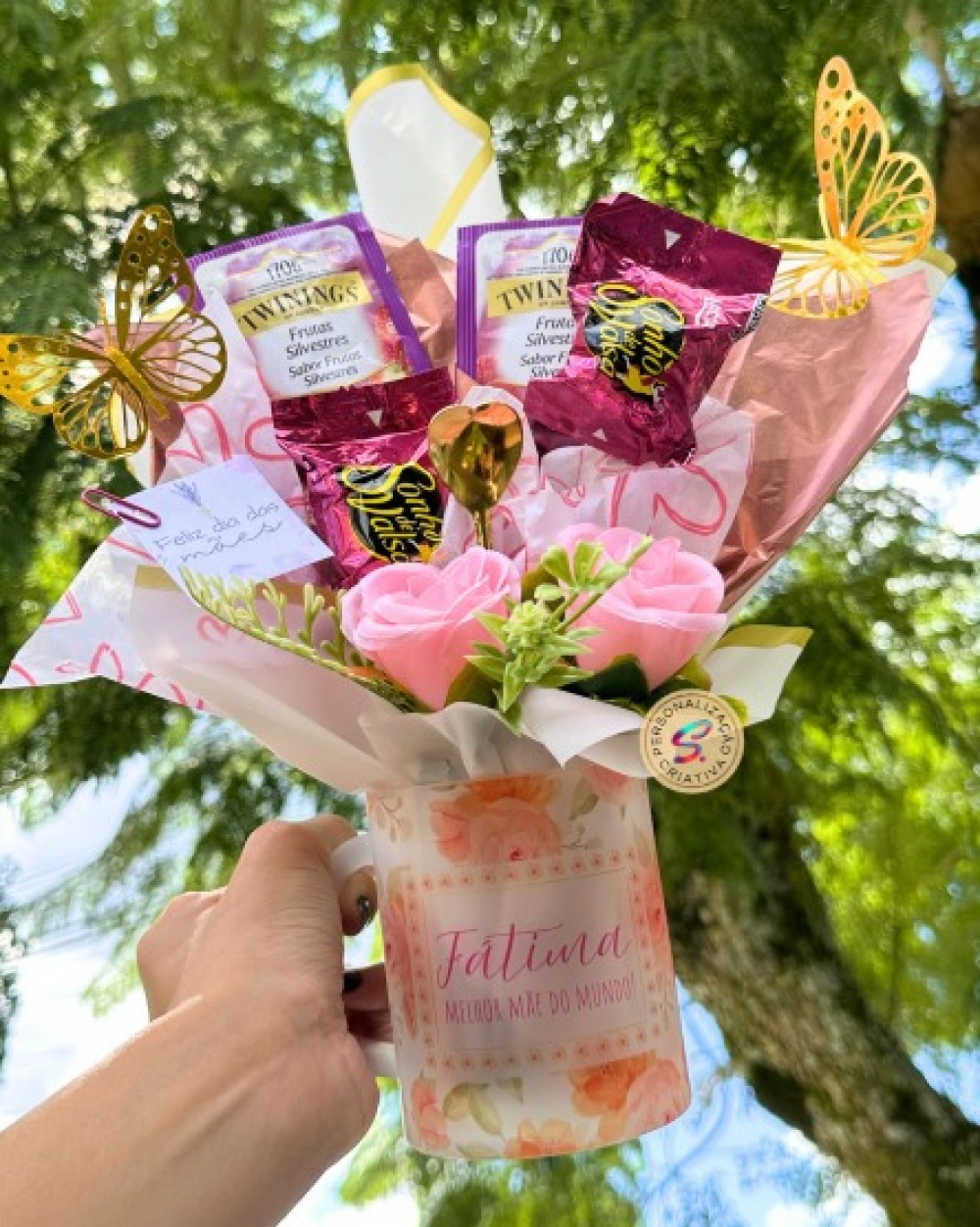 Buquê de canecas rosas