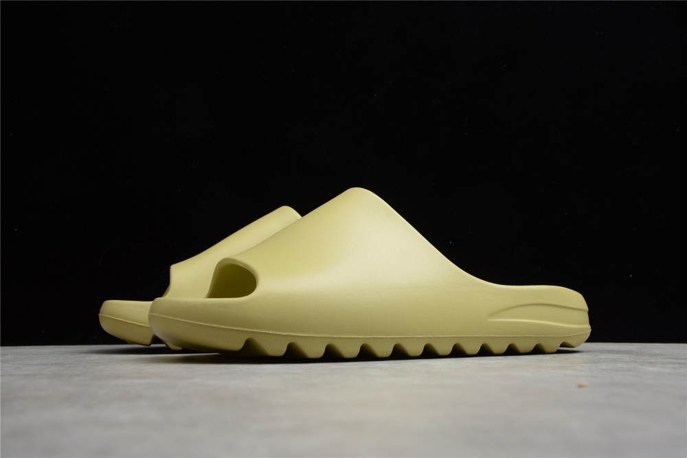 Yeezy Slide Green Arena Owl