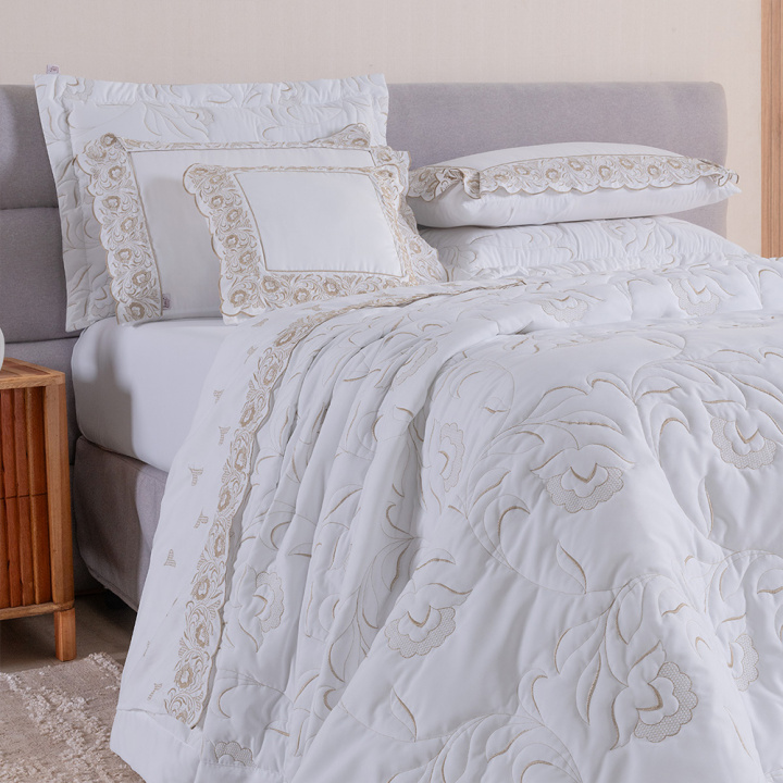 Almofada com Refil Bordada 400 Fios Hipercal Elegance Branco