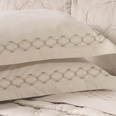 Cobre Leito Bordado Queen Percal 230 Fios Supreme 3 Peças Bege