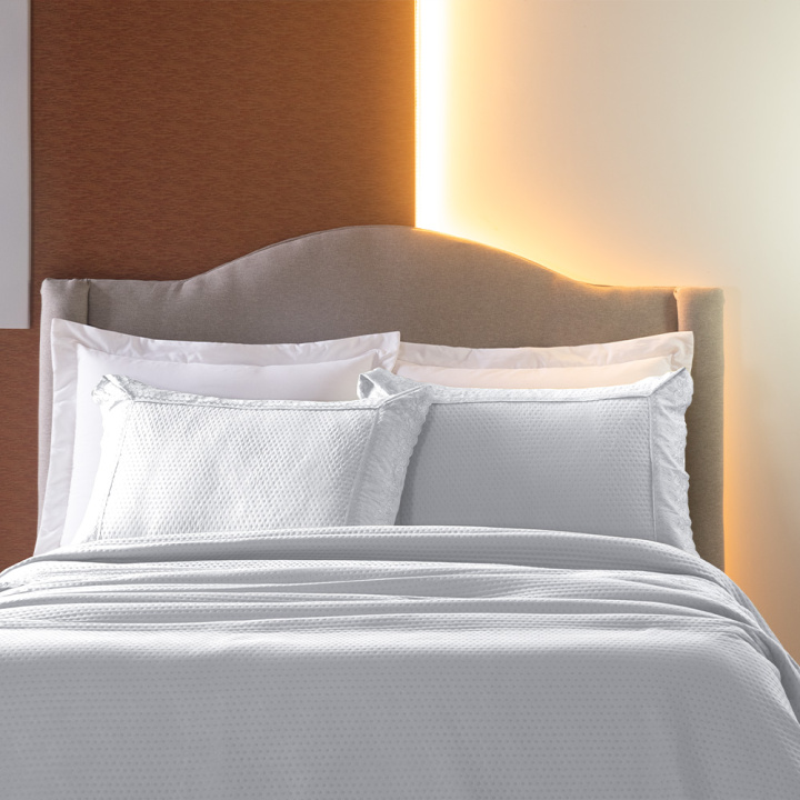 Colcha Bordada Queen 300 Fios Hipercal 3 Peças Home Paris Branco