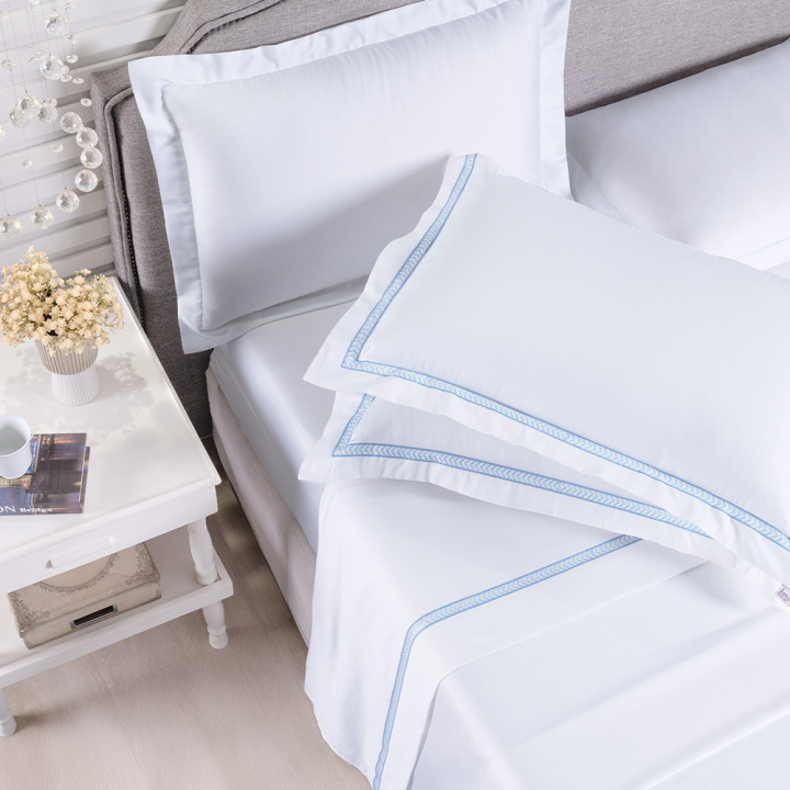 Jogo de Cama KING (Lençol 4 peças) Percal 400 Fios Cordelli Branco/Azul