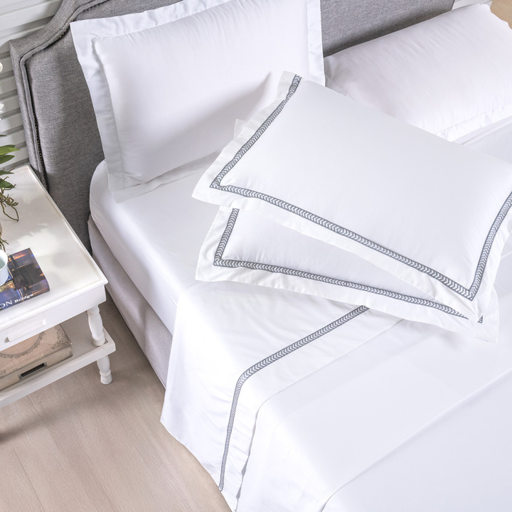 Jogo de Cama KING (Lençol 4 peças) Percal 400 Fios Cordelli Branco/Chumbo