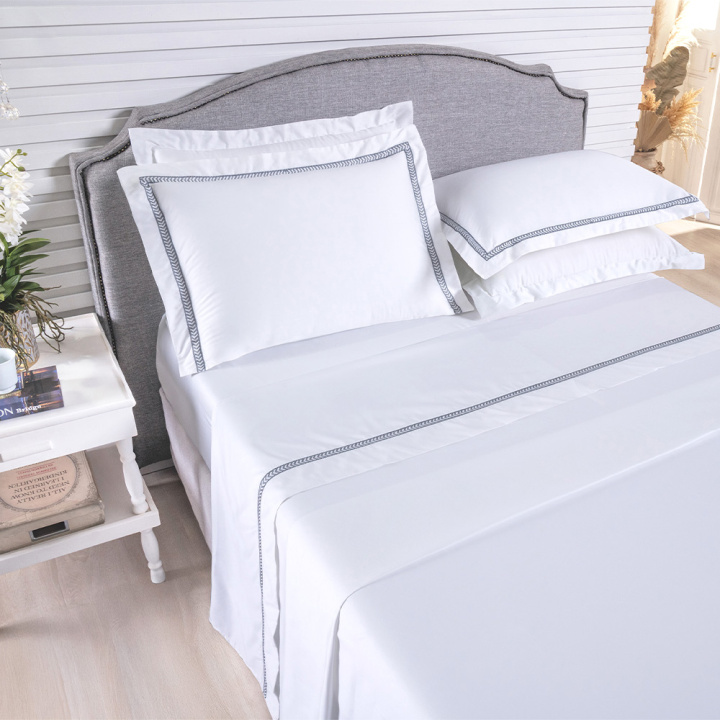 Jogo de Cama QUEEN (Lençol 4 peças) Percal 400 Fios Cordelli Branco/Chumbo