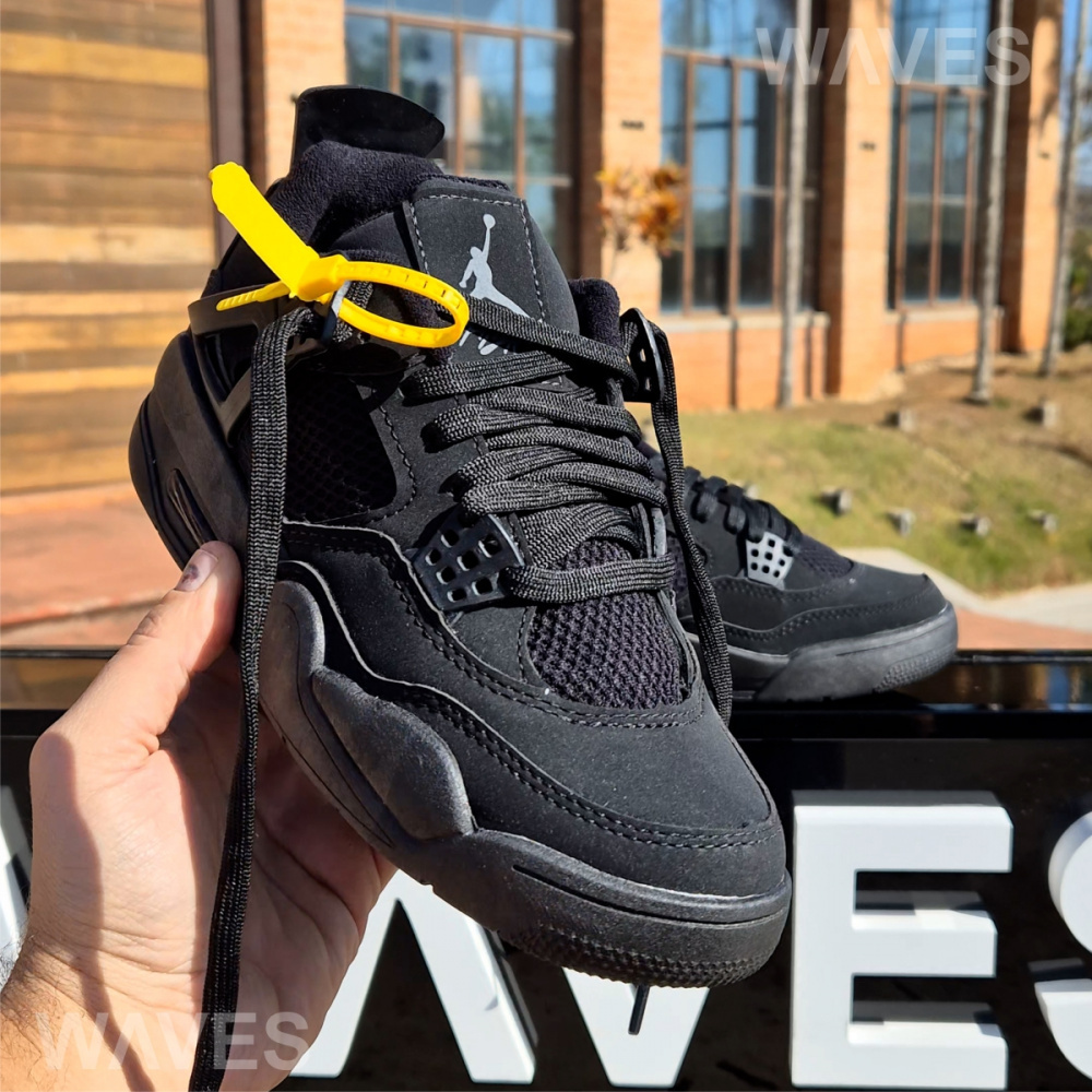 JORDAN 4 RETRO BLACK CAT PRETA/PRETA - Waves Outlet